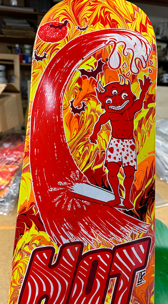 "HOT DOGGER" RED COLLABORATION