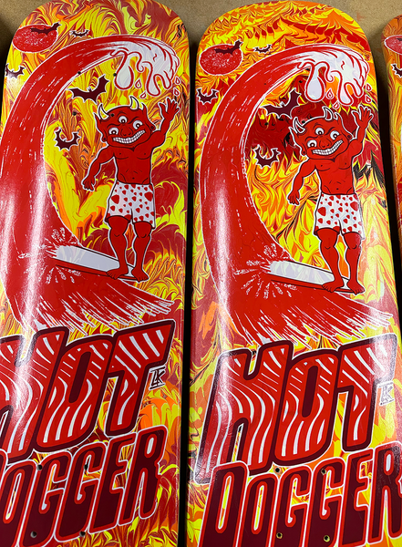 "HOT DOGGER" RED COLLABORATION