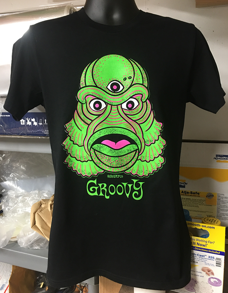 "GROOVY" TSHIRT